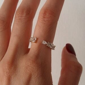 Lili Claspe Mavis Cuff Ring Size 6